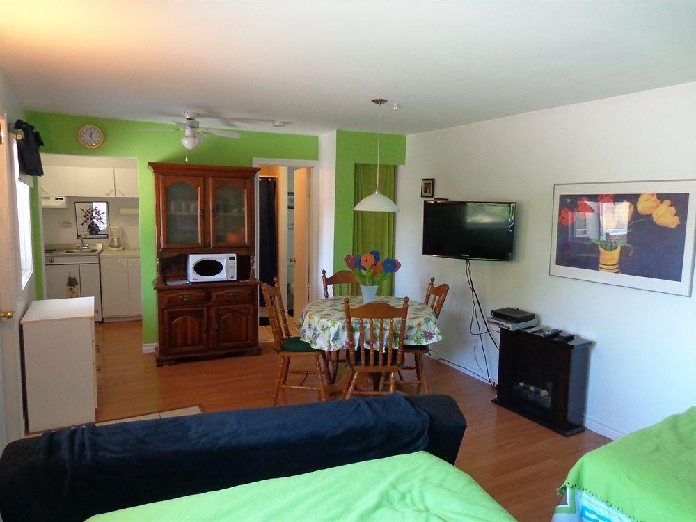 Motel Des Deux Lacs Waterloo Dış mekan fotoğraf