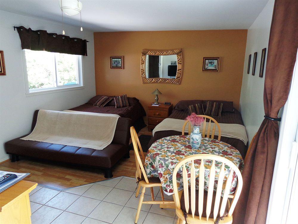 Motel Des Deux Lacs Waterloo Dış mekan fotoğraf