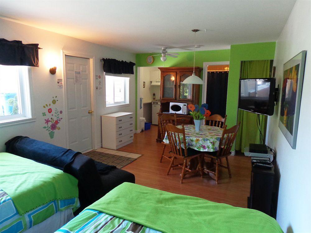 Motel Des Deux Lacs Waterloo Dış mekan fotoğraf