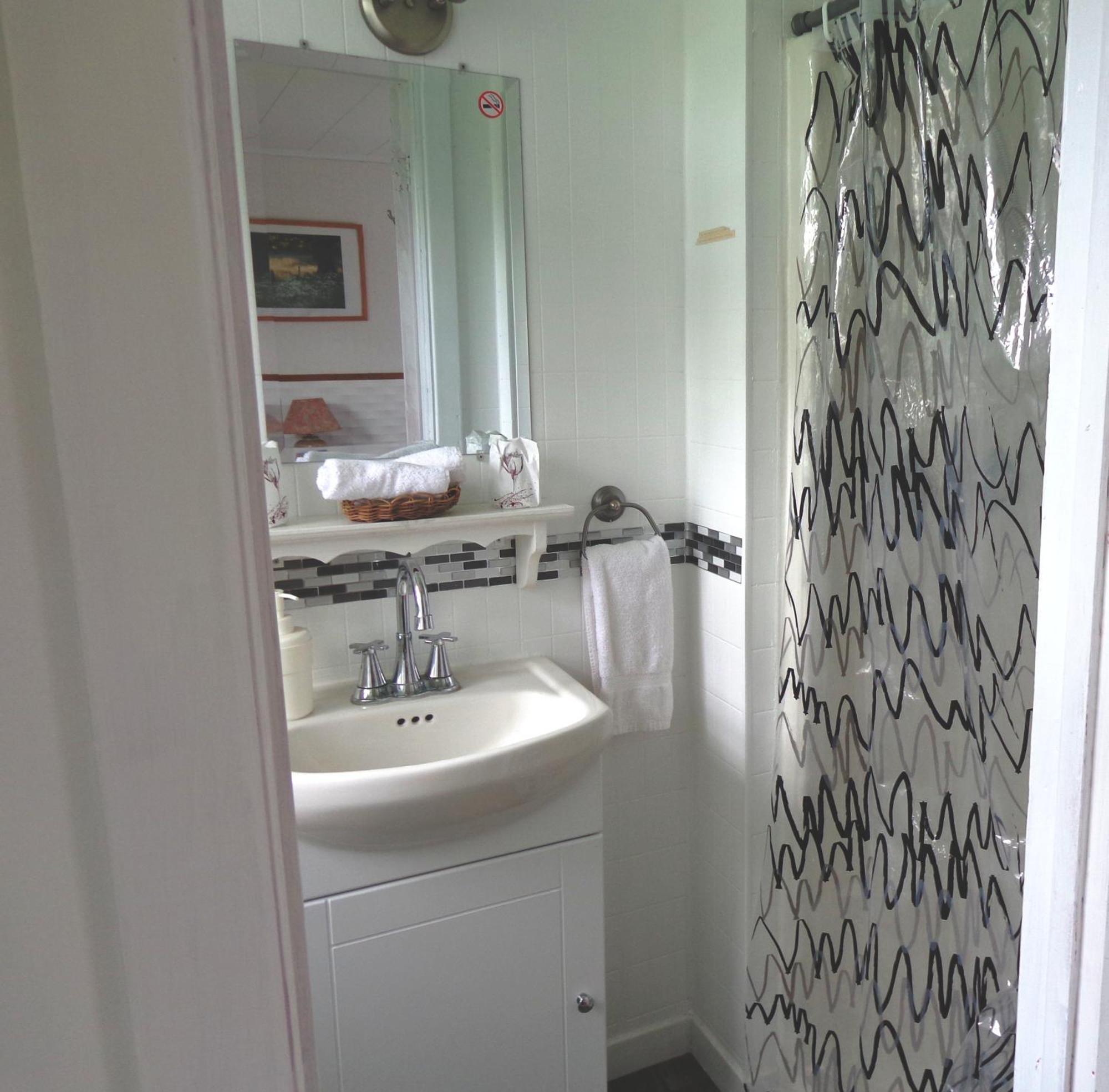 Motel Des Deux Lacs Waterloo Dış mekan fotoğraf