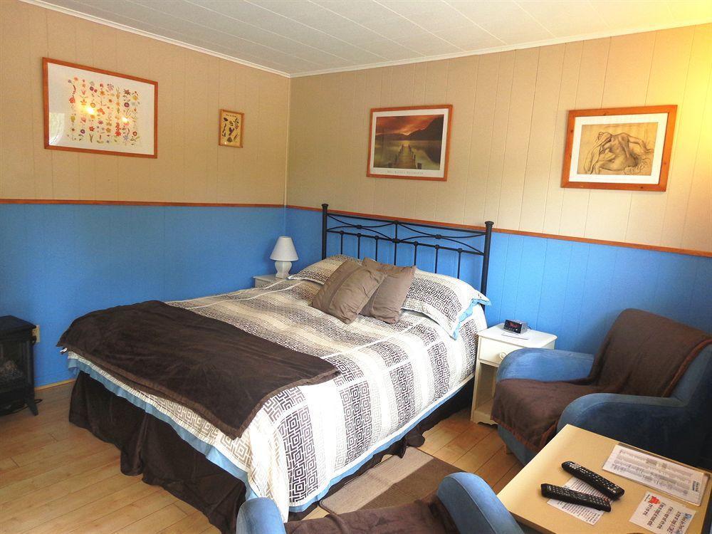 Motel Des Deux Lacs Waterloo Dış mekan fotoğraf
