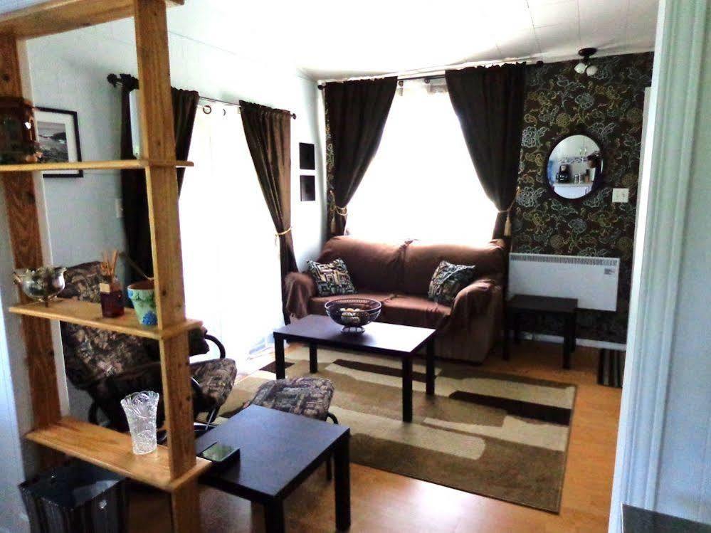 Motel Des Deux Lacs Waterloo Dış mekan fotoğraf