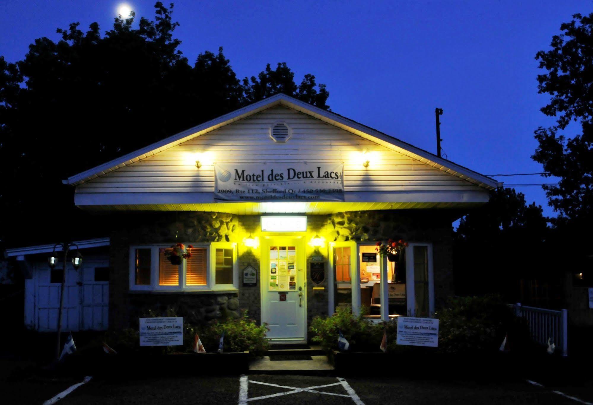 Motel Des Deux Lacs Waterloo Dış mekan fotoğraf